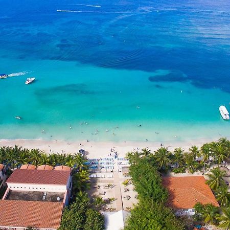 Mayan Princess Beach & Dive Resort West Bay Exterior photo