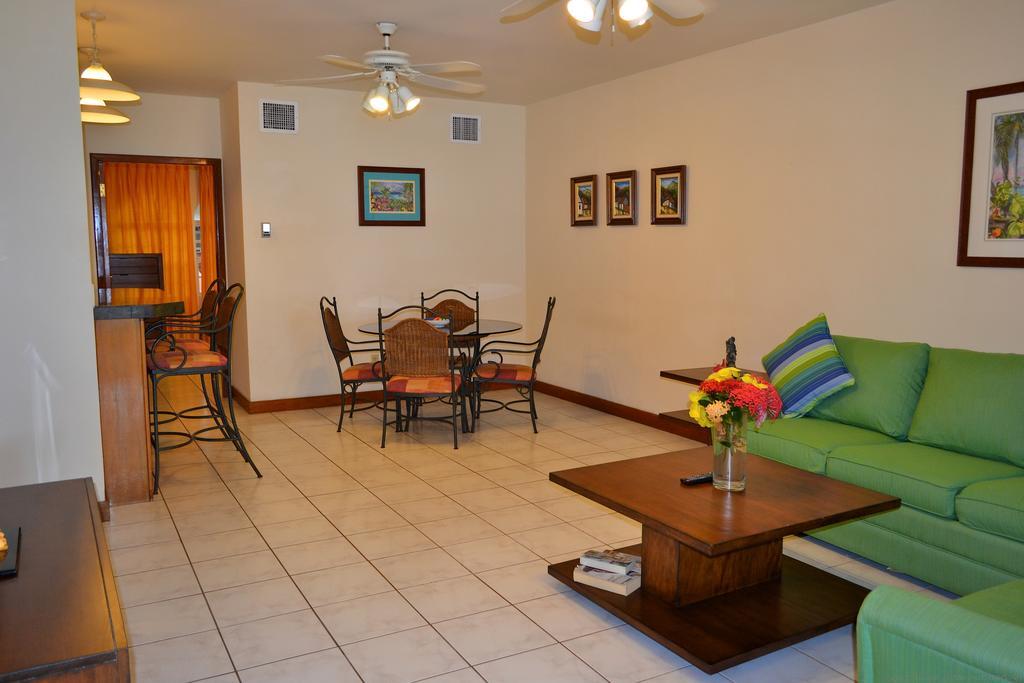 Mayan Princess Beach & Dive Resort West Bay Room photo