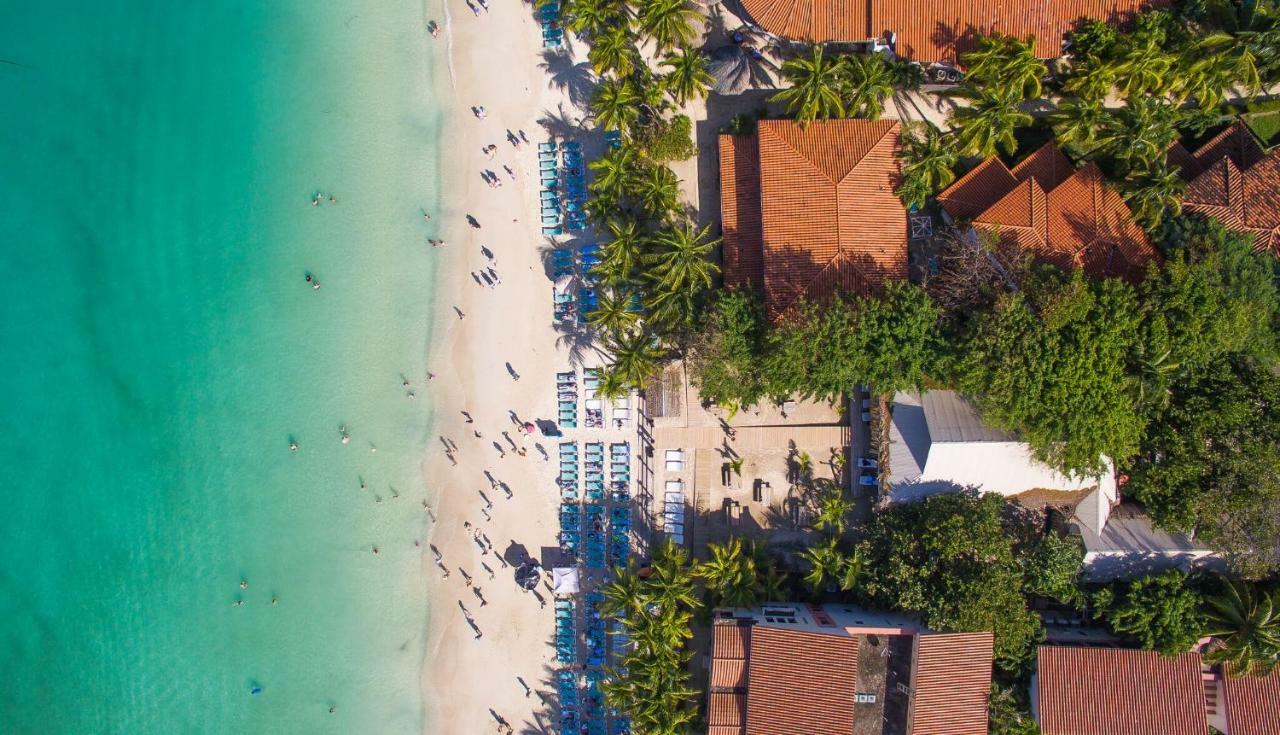 Mayan Princess Beach & Dive Resort West Bay Exterior photo